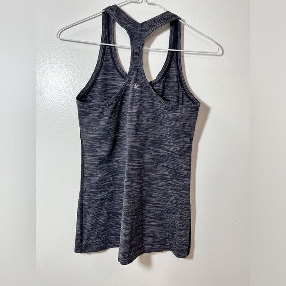 Lululemon Racerback Tank Top Sz 6 Heathered Gray - Picture 5 of 11